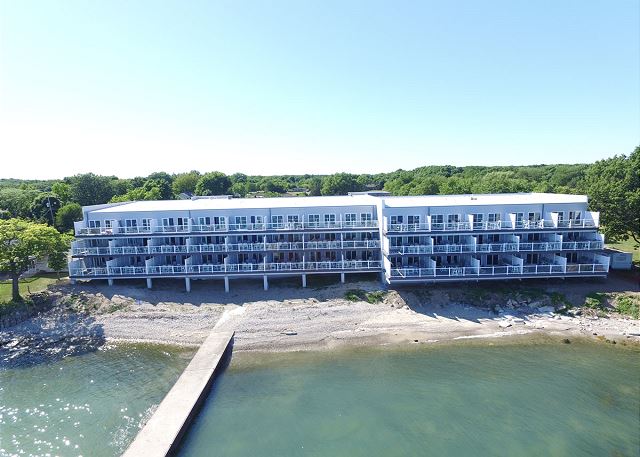 PUT-IN-BAY WATERFRONT CONDOS